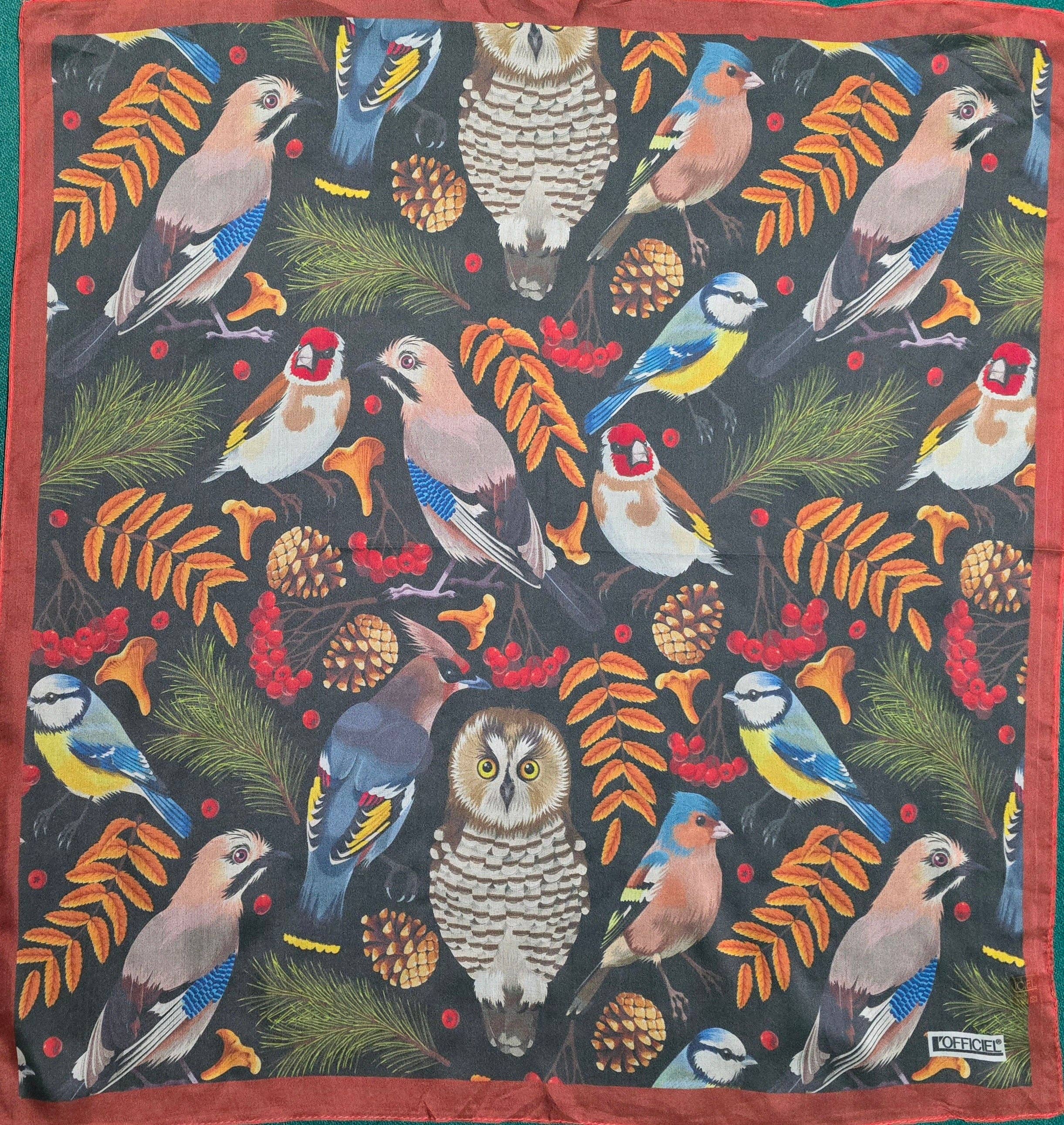 L'OFFICIEL SRL – Cachecol - Mulher por atacado – Cadeira Foulard 70X70 multicolor colorida com voláteis0