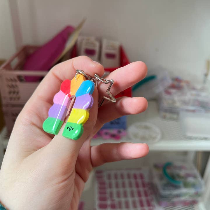 Jammy Weekend – wholesale Keychain – Women's – Rainbow Caterpillar Clay Keyring4