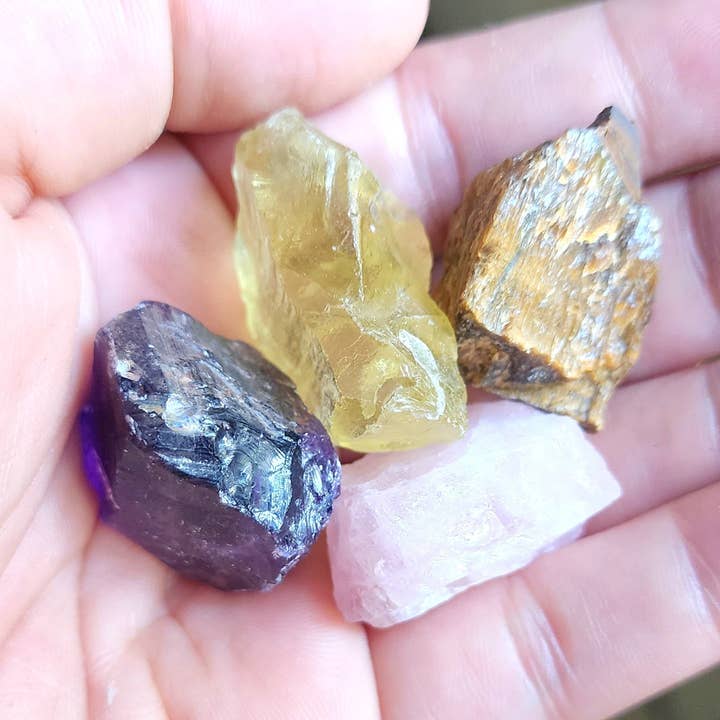 Krystaller | Variation | Rå og poleret for engroshandel hos D SCENT