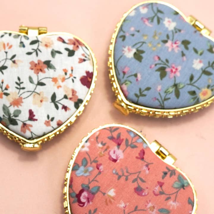JOSSLYN by wall to wall - Vente Miroirs de poche - MIROIR FLORAL DE VOYAGE COMPACT À MAIN | 40M1035