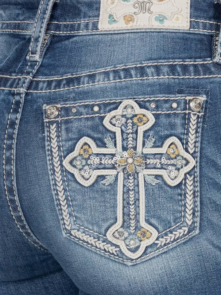 Serenity Collective - Wholesale Jeans - Women's - CLOSEOUT Miss Me Cross Jeans3