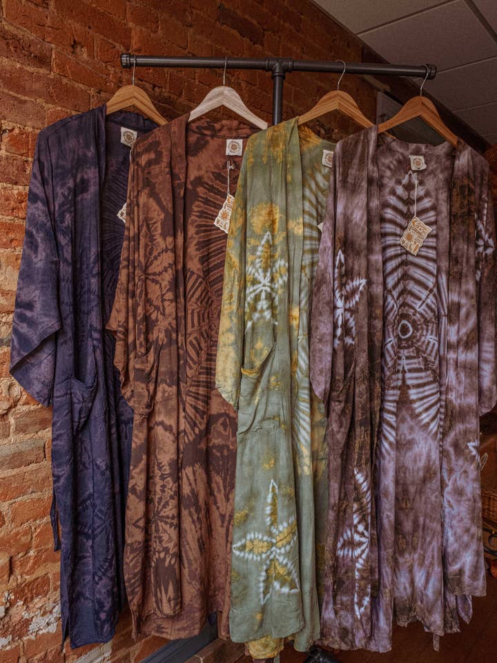 Gardenbelle Shop - Vendita all'ingrosso Kimono - Donna - Kimono bohémien hippy tinto a mano, Earthy Boho Duster Robe1