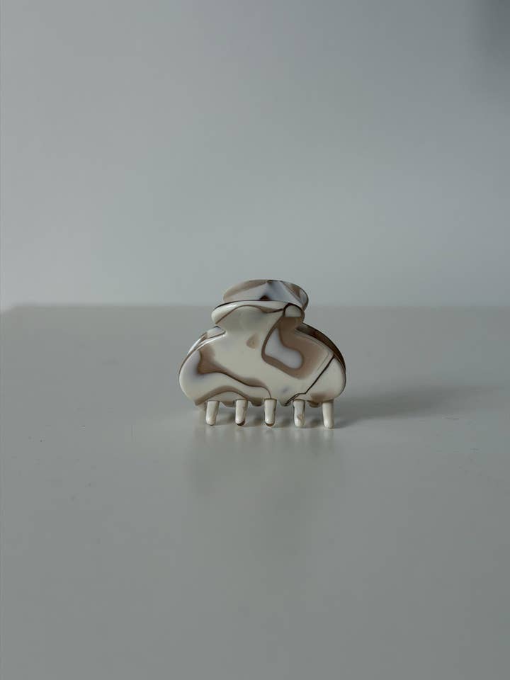 HAIR CLIP EMI cappuccino (FAIR) for wholesale by JONÅ THE LABEL