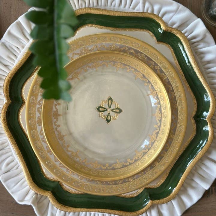 Arte Italica & Crown Linen Designs - Wholesale Charger plate - Florentino Baroque Wooden Charger, Green - NEW3