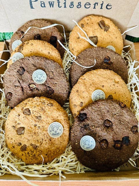 GIANT Doggy Cookies (Box of 8) (TRADE) for wholesale by Life Of Riley Bakery Ltd