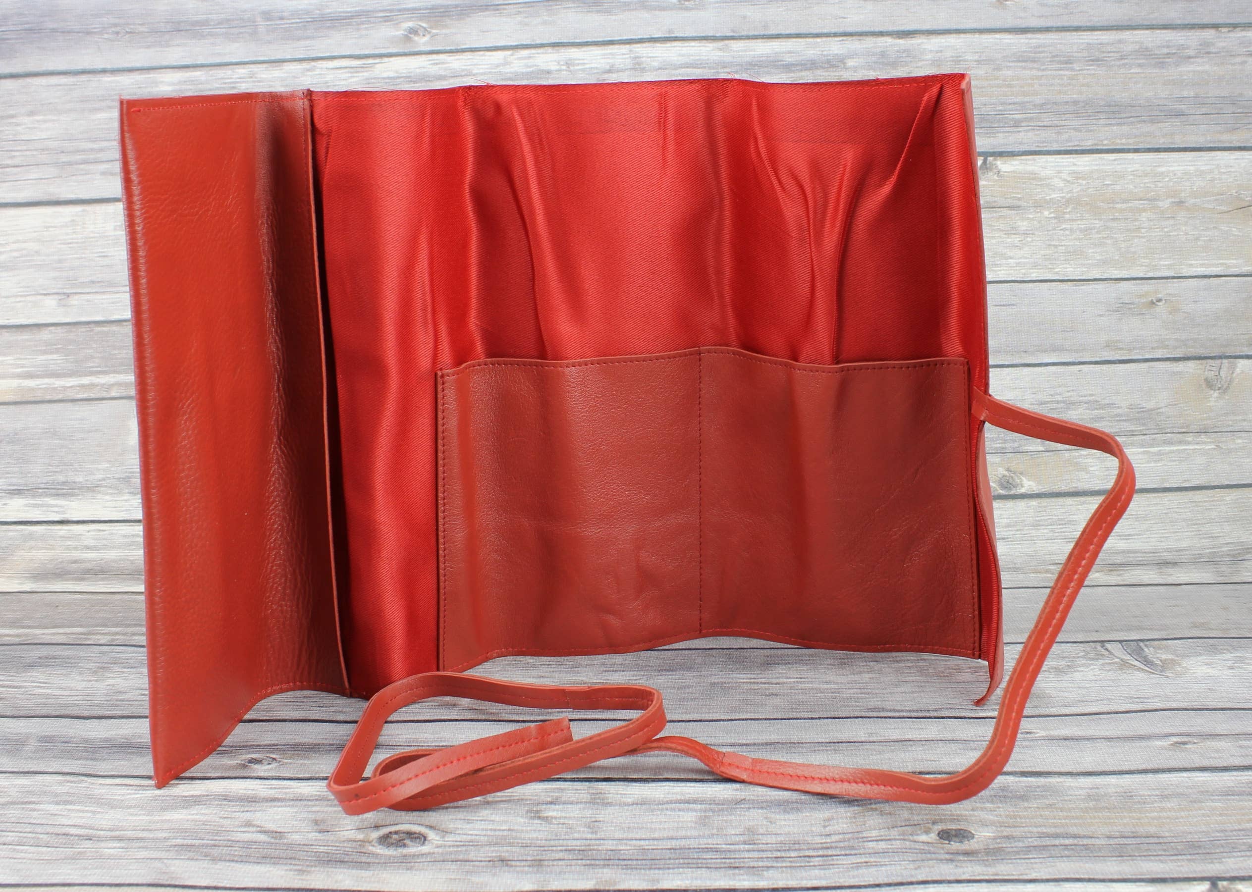 Leather Impressions Inc - Wholesale Cord Holder - Leather Roll up Cord Keeper Wrap Around Tech Case4