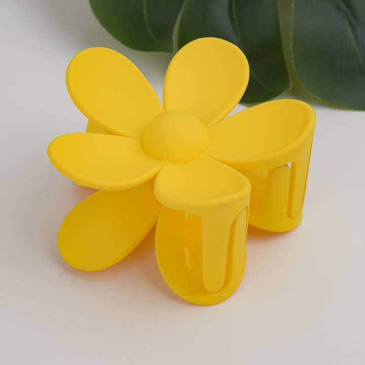 TheDivaSoap - Wholesale Hair clip – Women’s - 2.75'' Cute Large Flower Hair Claw Clips16