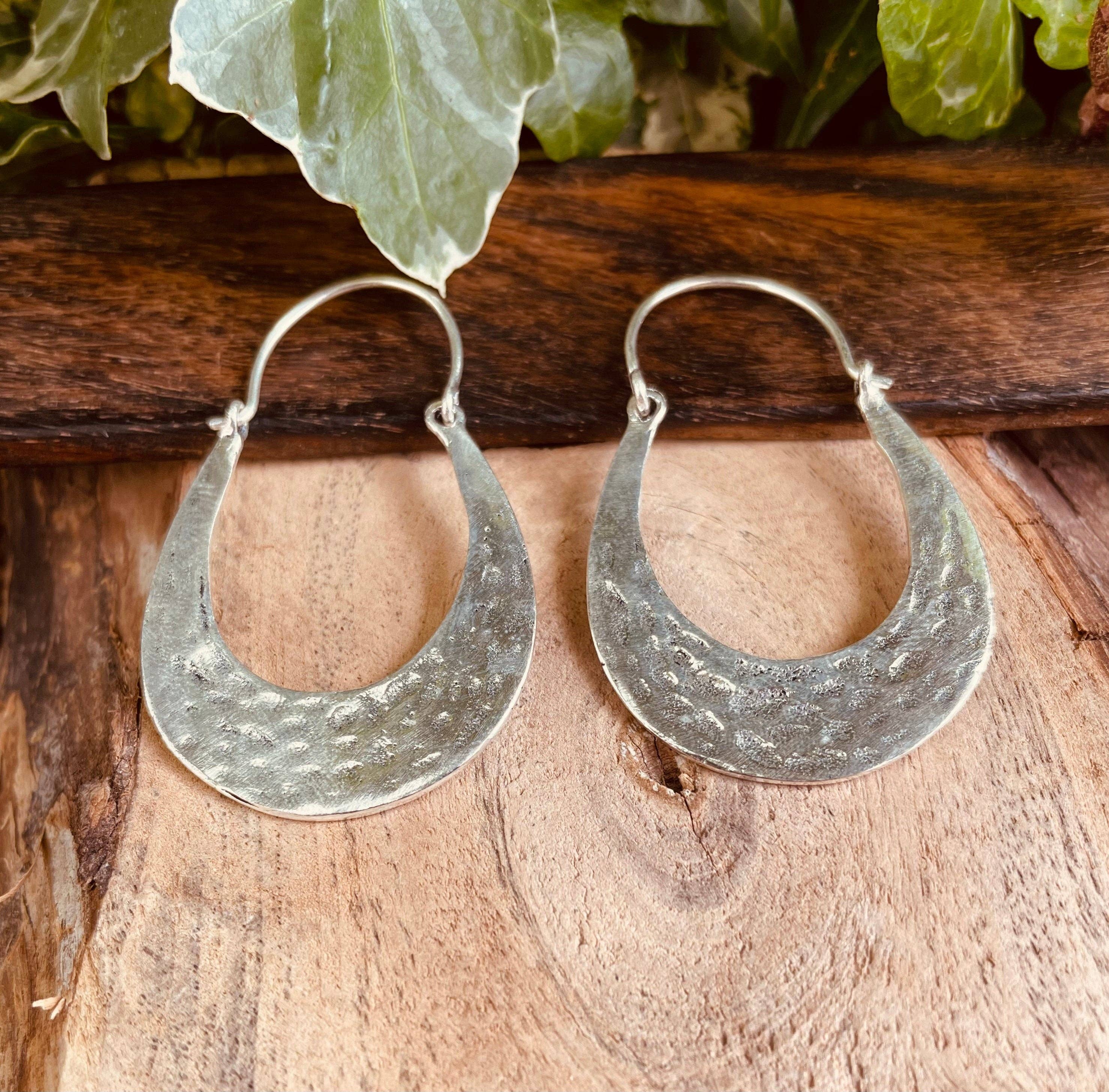 Kaali Boutique – wholesale Hoop earrings – Silver Boho Earrings / Boho Jewelery / Bohemian Look / Festival Fashion / Yoga / Gypsy / Rustic / Tribal Jewellery / Indian Design7