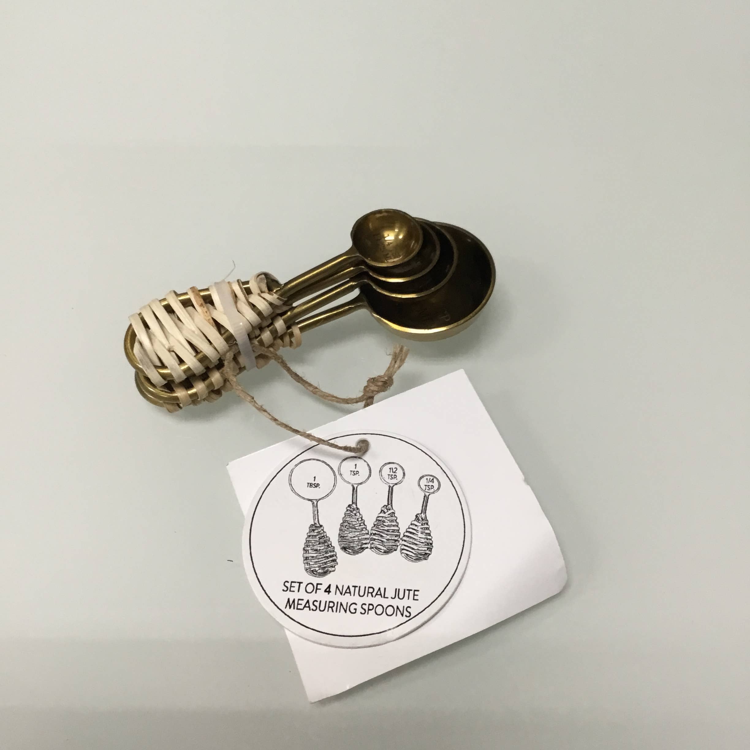 India Handicrafts Inc - Vente Cuillère doseuse - Cuillères à mesurer en or, ensemble de 4 avec manches en jute8