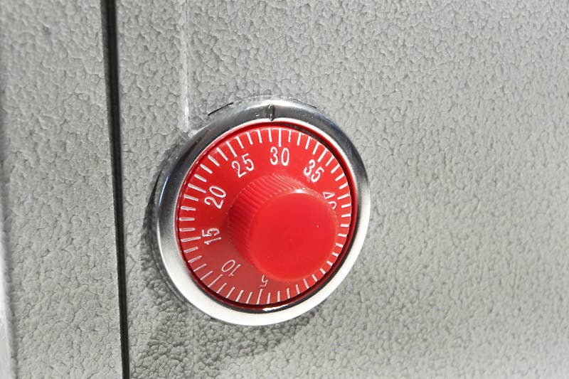 die Blechfabrik e.K. – wholesale Money/piggy bank – Child & baby – Large safe with alarm, made in China2