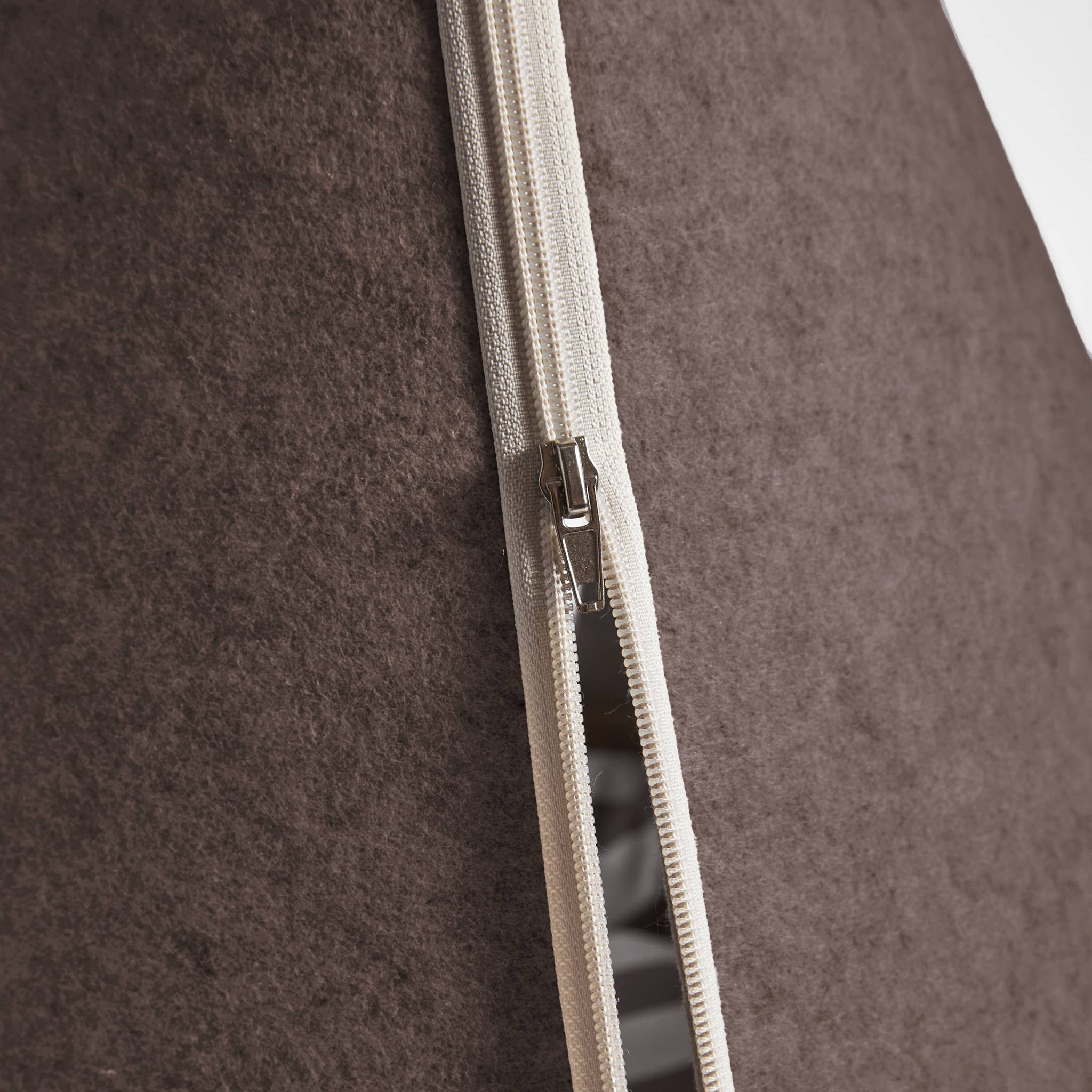 Nooee pet - Wholesale Pet Cave - Cat/Dog - Nooee Pet Brown Cave – Foldable Pet Home in 4 Sizes (M–XXL)2