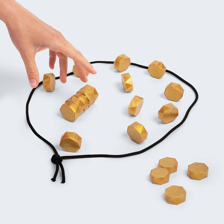 What Do You Meme - Wholesale Board Game - Kollide — The Magnetic Attraction Strategy Game2