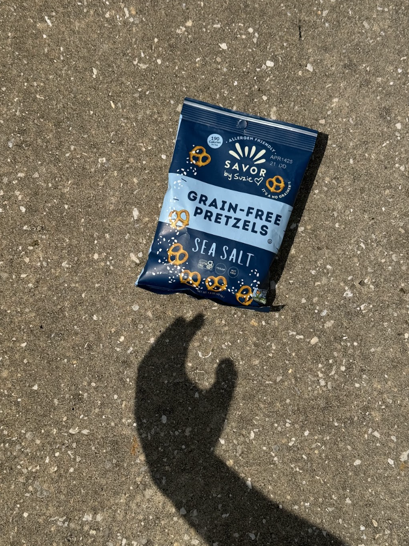 Savor by Suzie - Wholesale Pretzels - Sea Salt Grain Free Pretzels Mini Bags 1.5 oz6