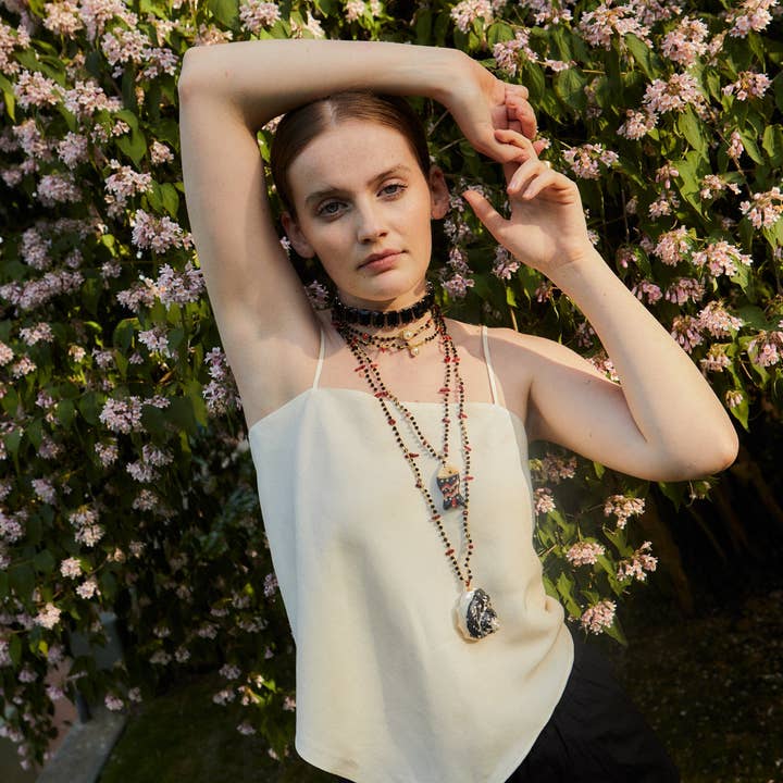 CASHFANA – Großhandel Kette mit Anhänger/Charm – Pesce Lange Halskette aus Keramik1