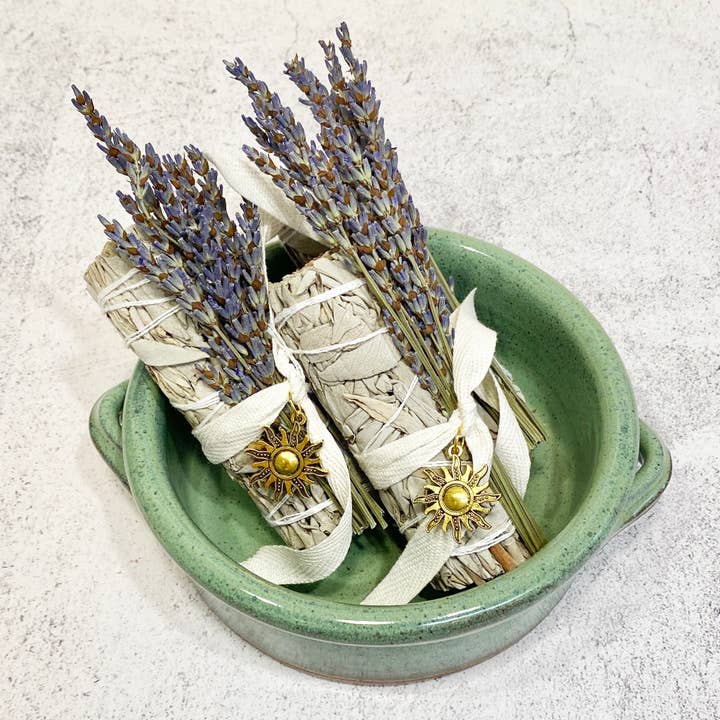 Oakwind Hollow - Wholesale Sage Bundle - Lavender Sage Smudge Bundle1