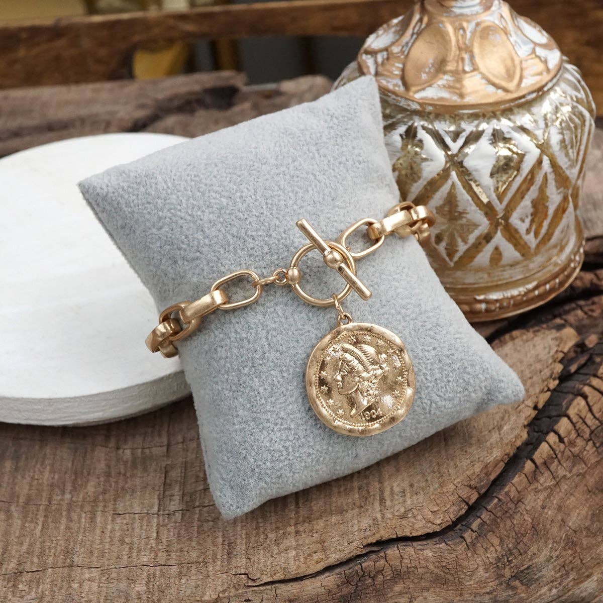 PennyLine inc - Wholesale Charm/Dangle Bracelet - Urban Token – Cable Chain Toggle Bracelet with Coin Charm1