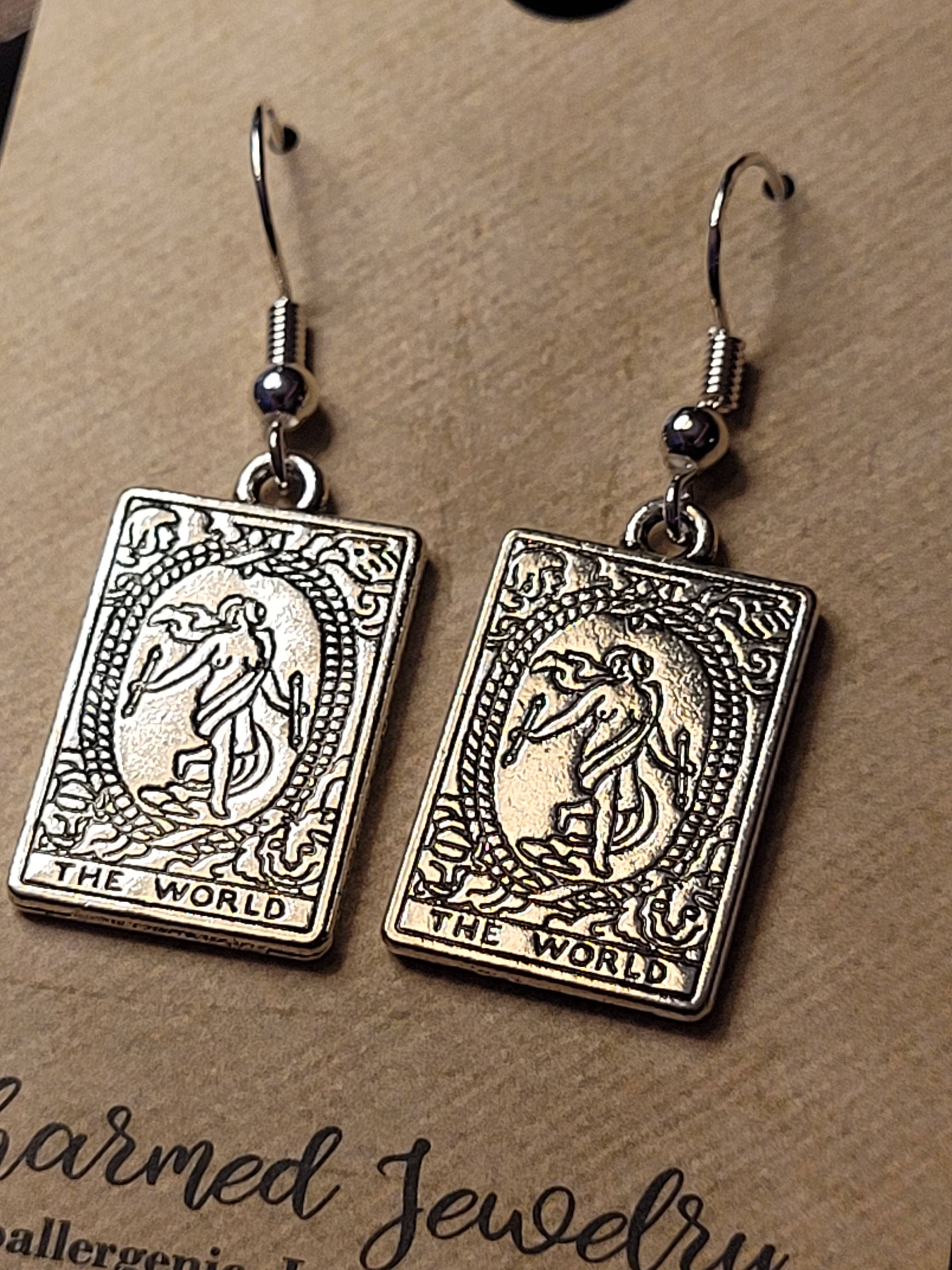 Con-Quest Crafts - Wholesale Dangle Earrings - Silver Tarot cards Earrings - Various card designs.13