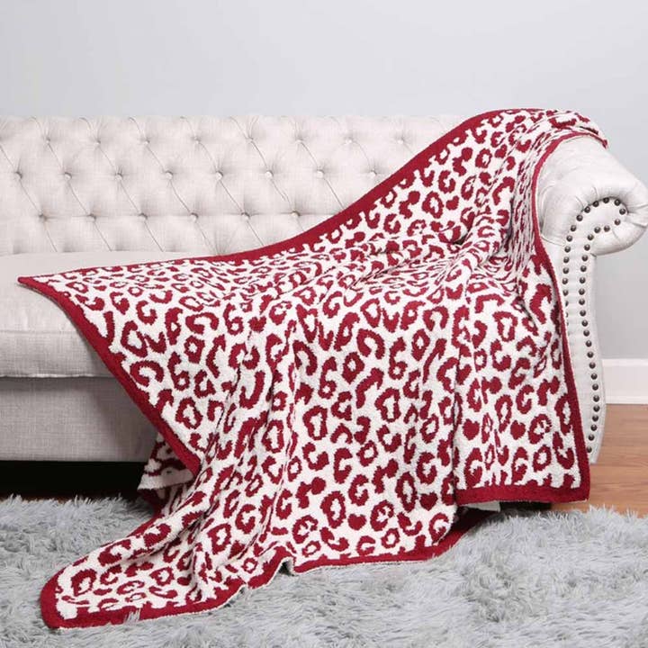 Wona Trading, Inc. - Wholesale Throw Blanket - Leopard Patterned Reversible Throw Blanket