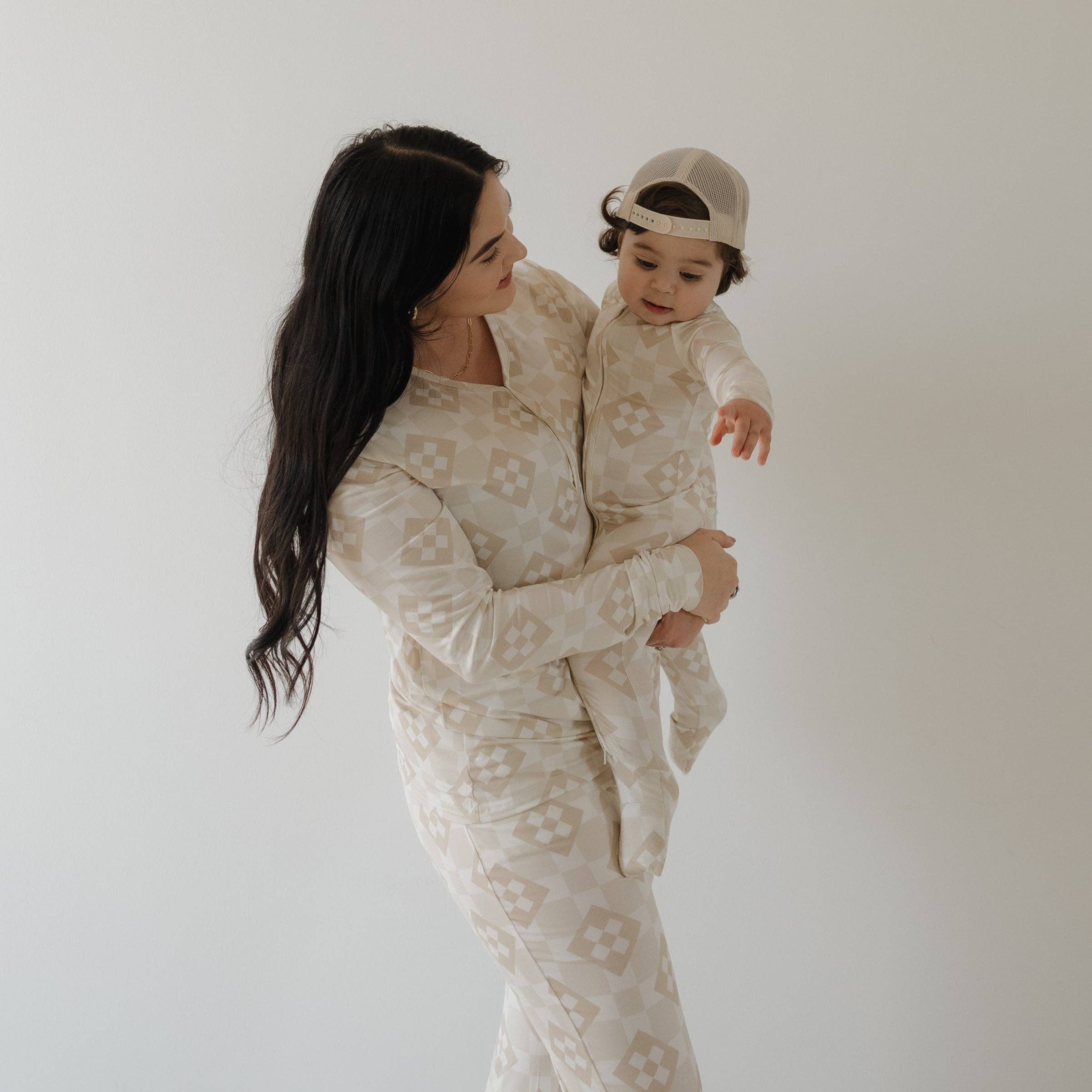 Forever French Baby - Wholesale Sleepwear Set - Women's - Women's Long Sleeve Bamboo Pajama | Cottage Quilt3