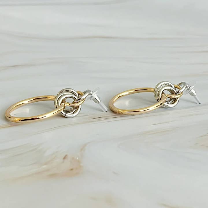 Ellison+Young - Wholesale Hoop Earrings - Knock On The Beauty Hoop Earrings