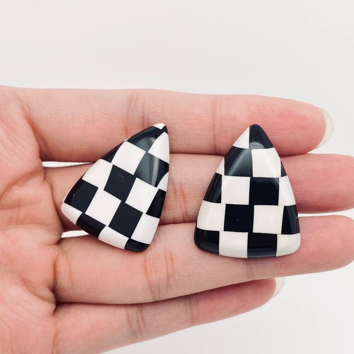 Black and White Lattice Earring for wholesale by Mio Queena