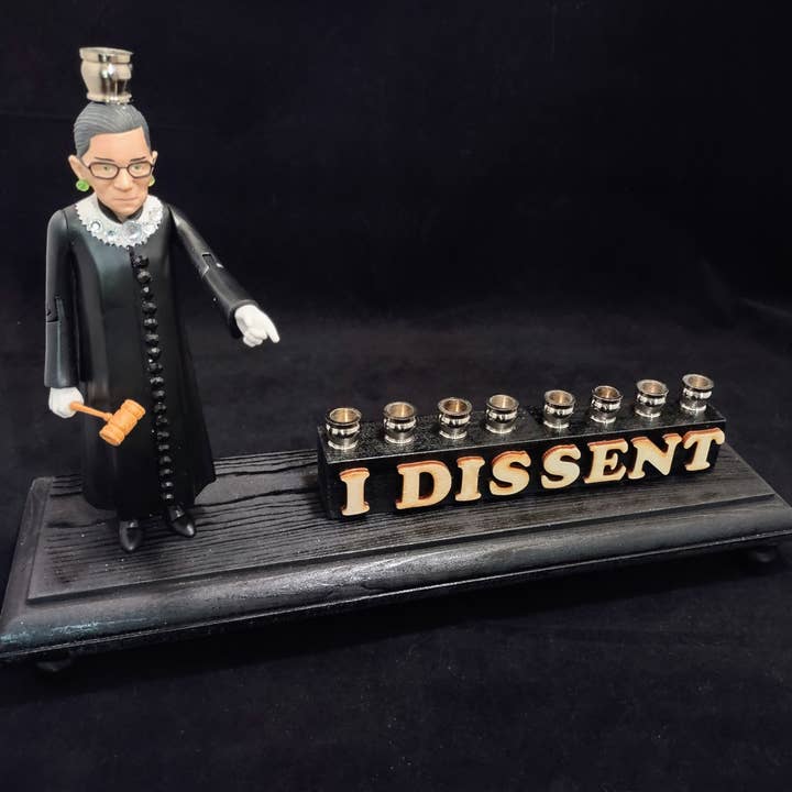 Eclectic Judaica - Vente Menora - Menorah RBG I Dissent ORIGINAL pour homme6