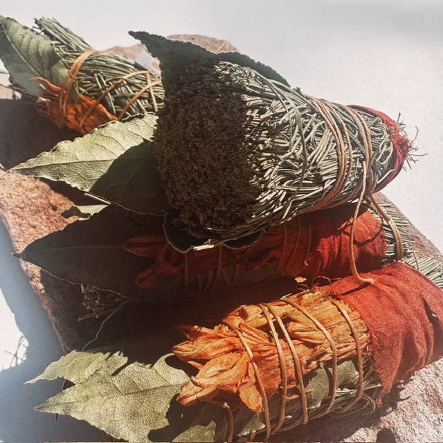 Topanga Window – Engroshandel Salviepakke – Piñon Pine Laurbærblade Røgrensningsbundt3