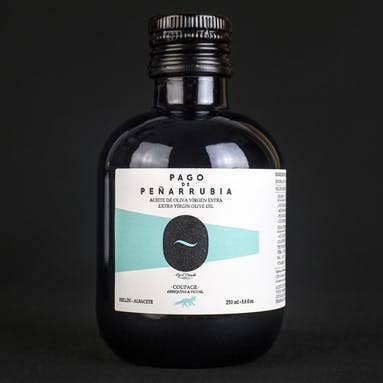 Organic extra virgin olive oil COMPOSITION 250 ml for wholesale by Pago de Peñarrubia