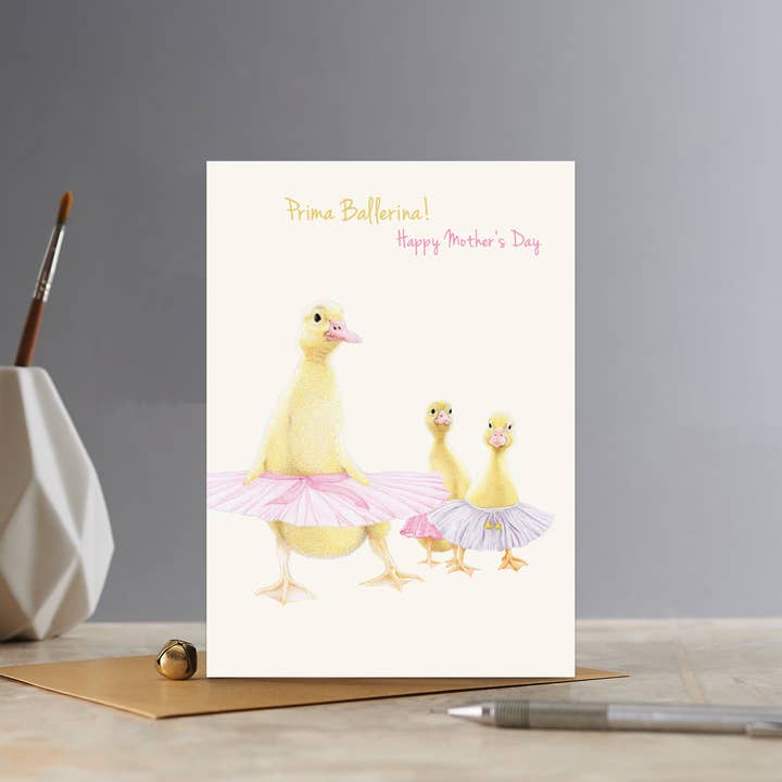 EUREKA! : Balletto | Biglietto di auguri, festa della mamma, papere, per la vendita all'ingrosso da parte di Deckled Edge Ltd