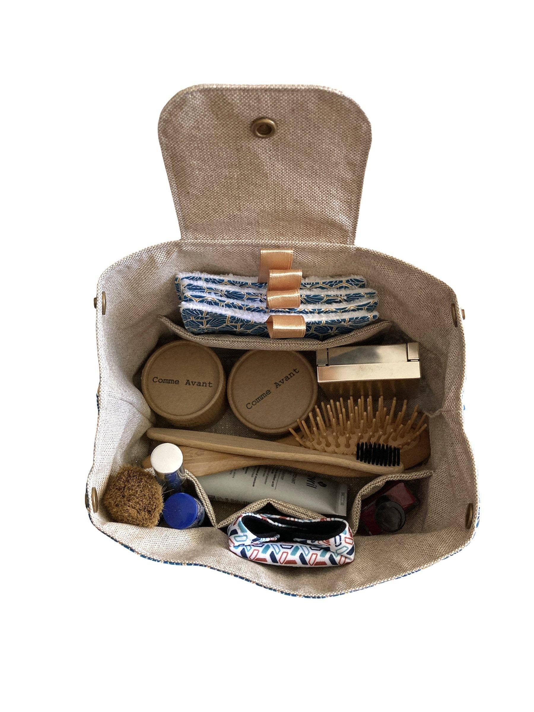 Carré Cotons – wholesale Necessär - Dam – Toalettväska "Forget-me-not" i praktiskt och snyggt format2