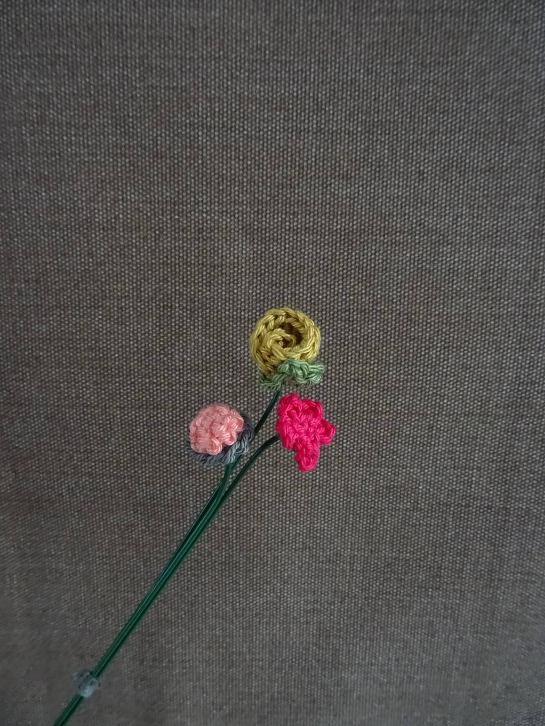 Knuffelsenzo - Wholesale Artificial Flowers - Mini bouquet, 3 flowers6