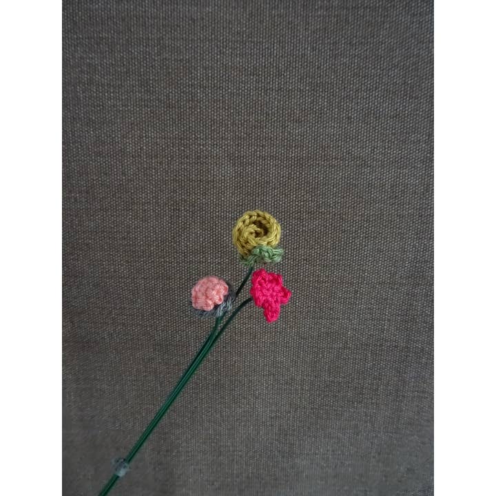 Knuffelsenzo - Wholesale Artificial Flowers - Mini bouquet, 3 flowers6