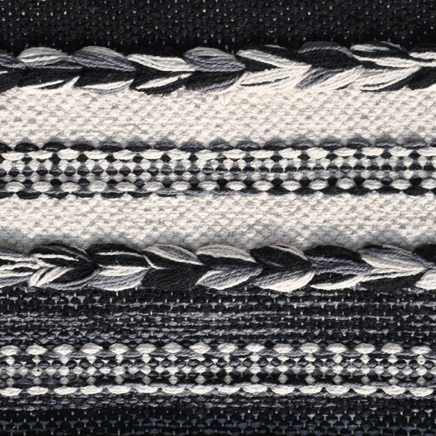 Jaipur RugHauz - Wholesale Area Rug - Shaggy 01 Hand-loomed Cotton Area Rug from India3