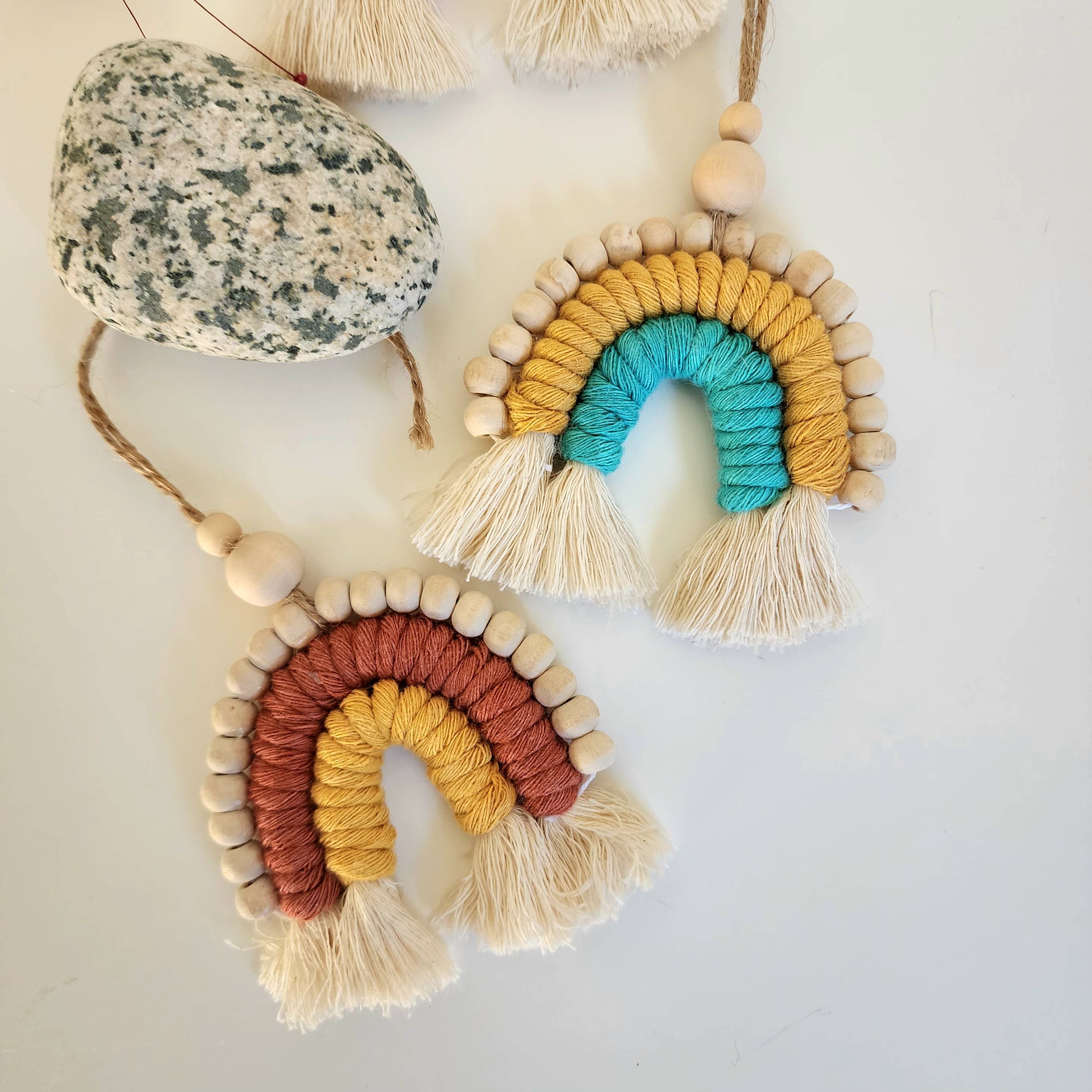 Handmade By Uruba – wholesale Car Decorative Charm - Unisex – Rainbow Car Charm / Oil Diffuser for Rearview Car Mirror4