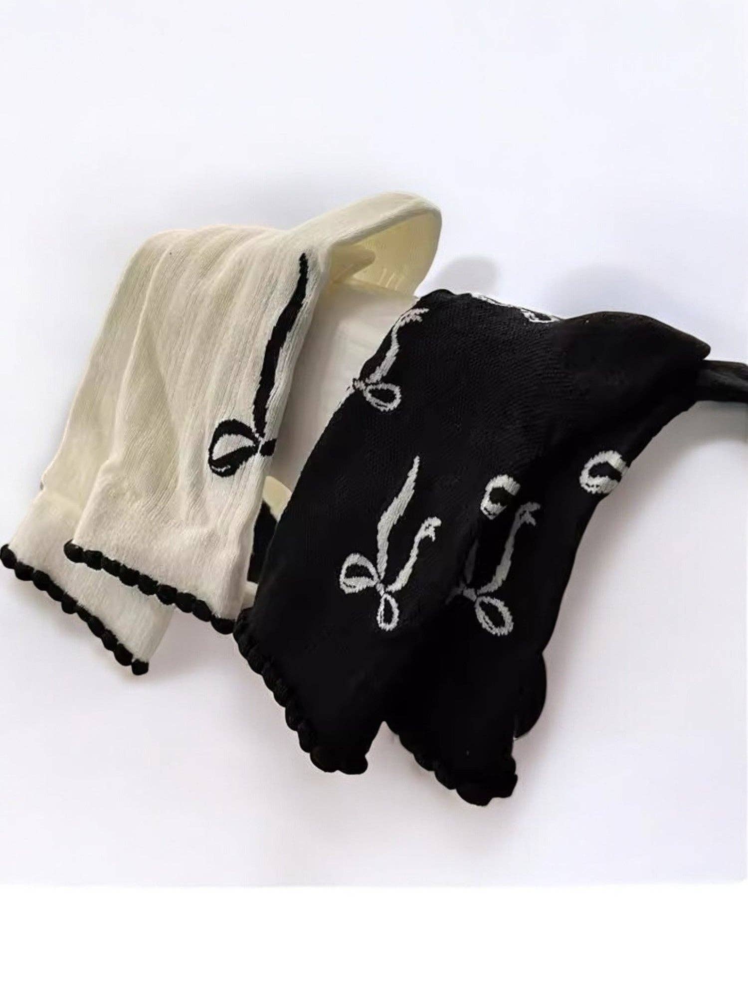 AK Brand - Vendita all'ingrosso Calzini - Donna - Calzini da donna alla caviglia con fiocco a nastro e bordo arricciato3