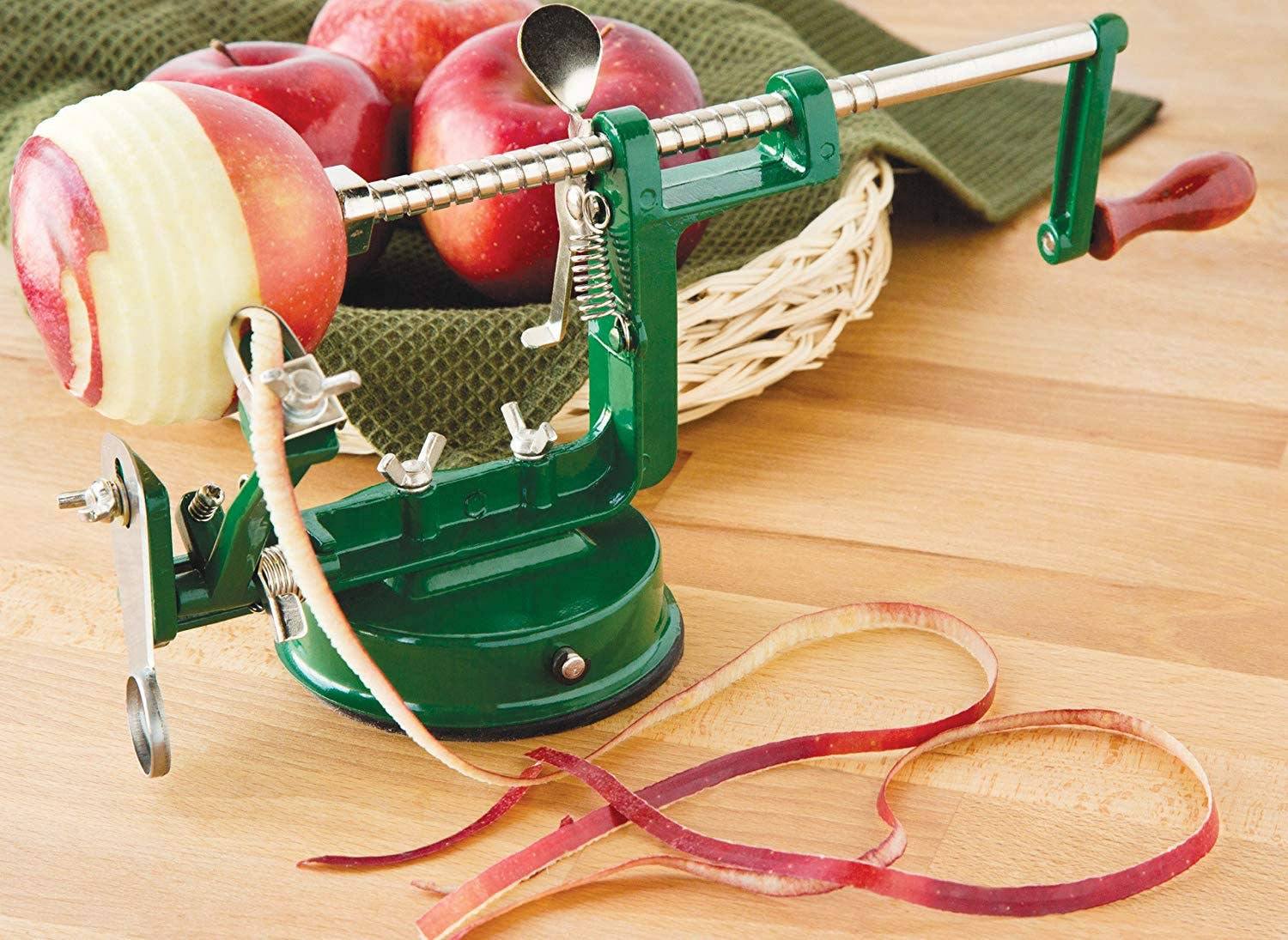 Fox Run Brands - Wholesale Kitchen Tool/Gadget - Fox Run Apple Peeling Machine with Suction Base,9.5"x 4"x 6"1