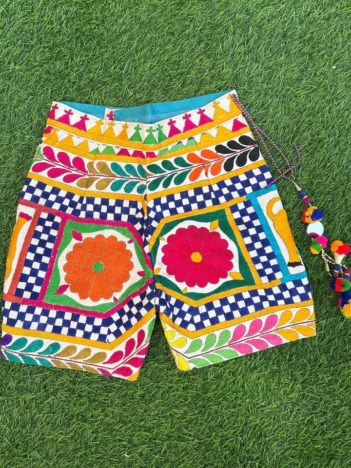 Meghcraft - Wholesale Shorts - Women's - Cotton Shorts Bermuda - Embroidered Boho Shorts 7