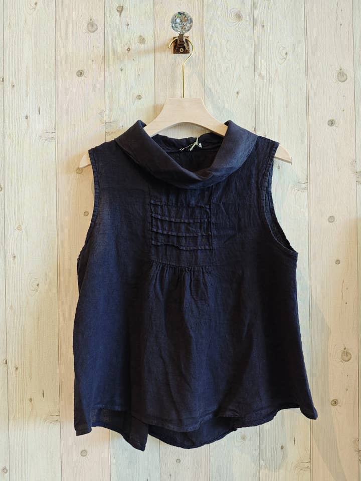 Linen & More - Wholesale Blouse - Women's - REF 17683 SLEEVELESS BOAT NECK BLOUSE 100% LINEN