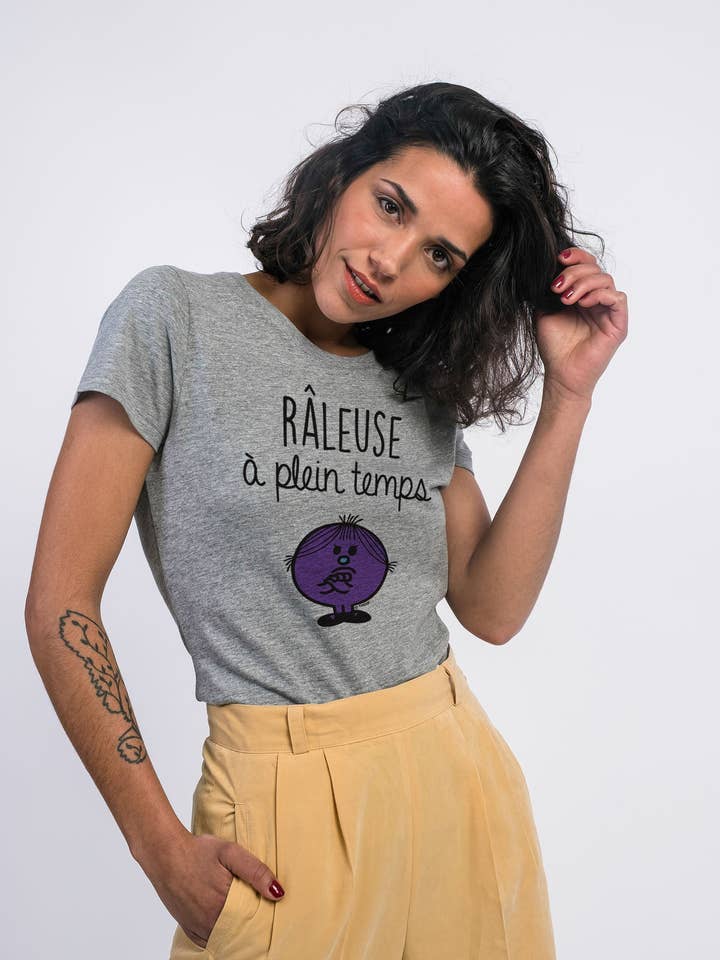 T-SHIRT GRIGIO MELANGE DONNA BRONTOLONA A TEMPO PIENO per la vendita all'ingrosso da parte di Le Roi du T-shirt
