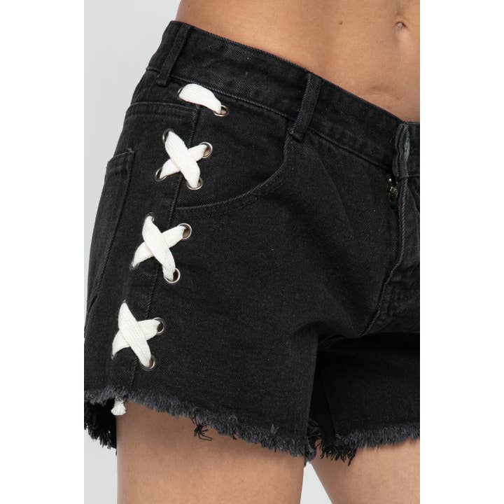 SIDA SPETS UPP KORTA JEANSBYXOR för wholesale av VOCAL