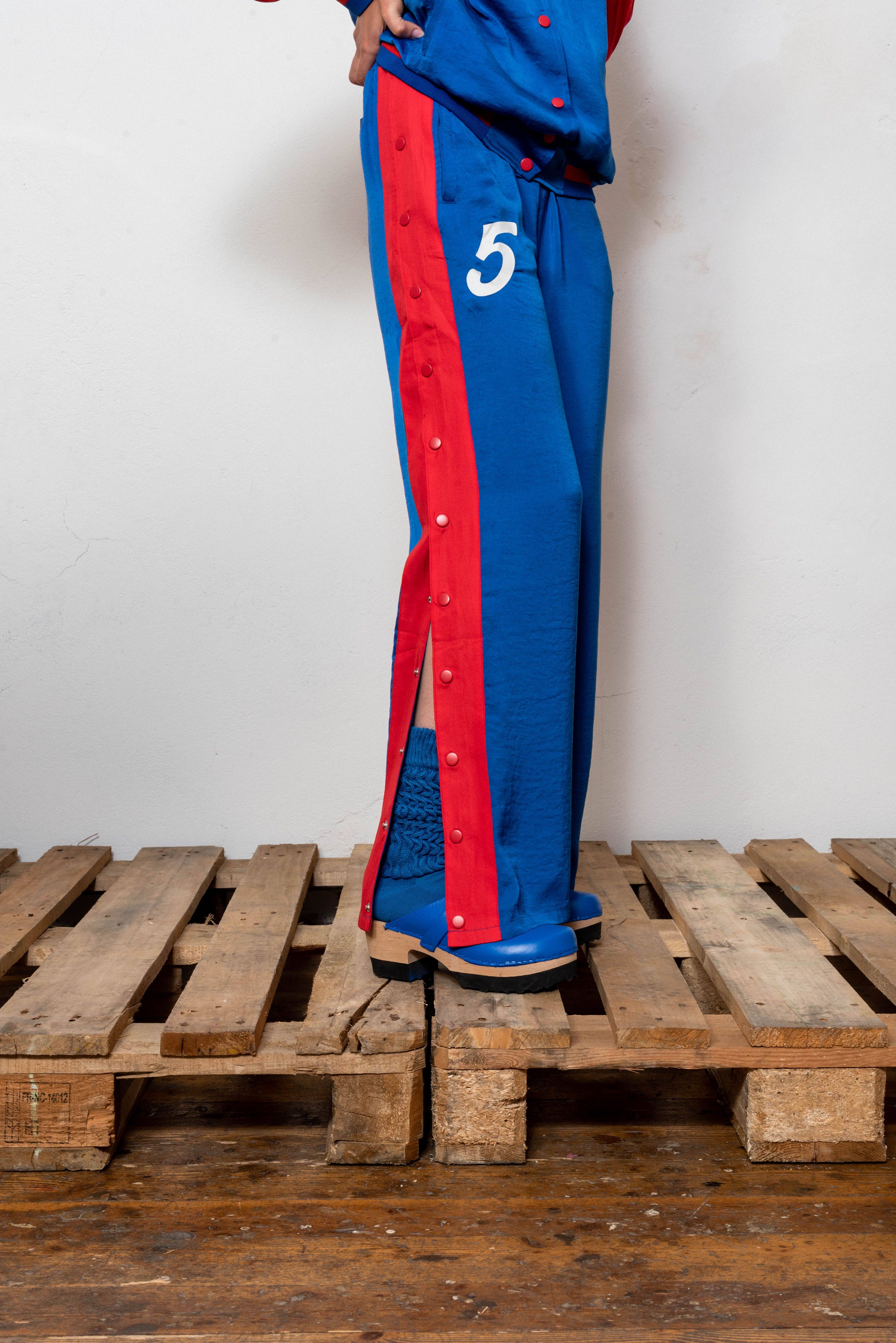 5 PREVIEW – Großhandel Hose – Damen – Satin-Trainingshose3