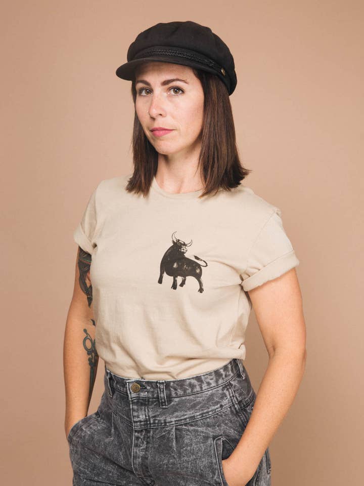 The Bee & The Fox - Wholesale T-Shirt (Graphic) - Women's - Bull Shirt | Graphic T-shirt
