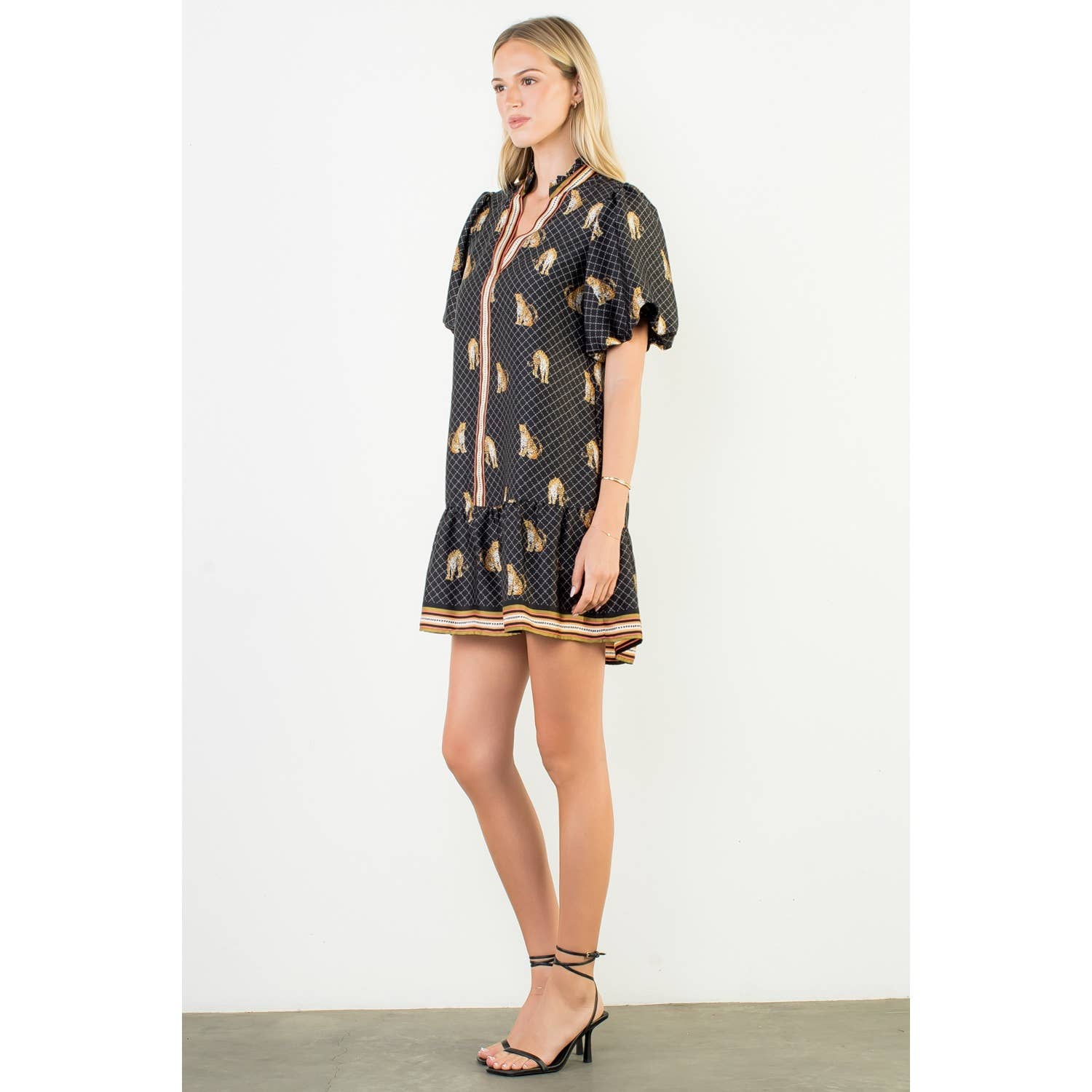 BLACK Puff Sleeve Leopard Print V-Neck Dress for wholesale on Faire1