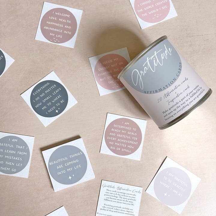 Três Paper Co - Wholesale Stationery/Notecard Set - Gratitude Affirmation Cards Tin4