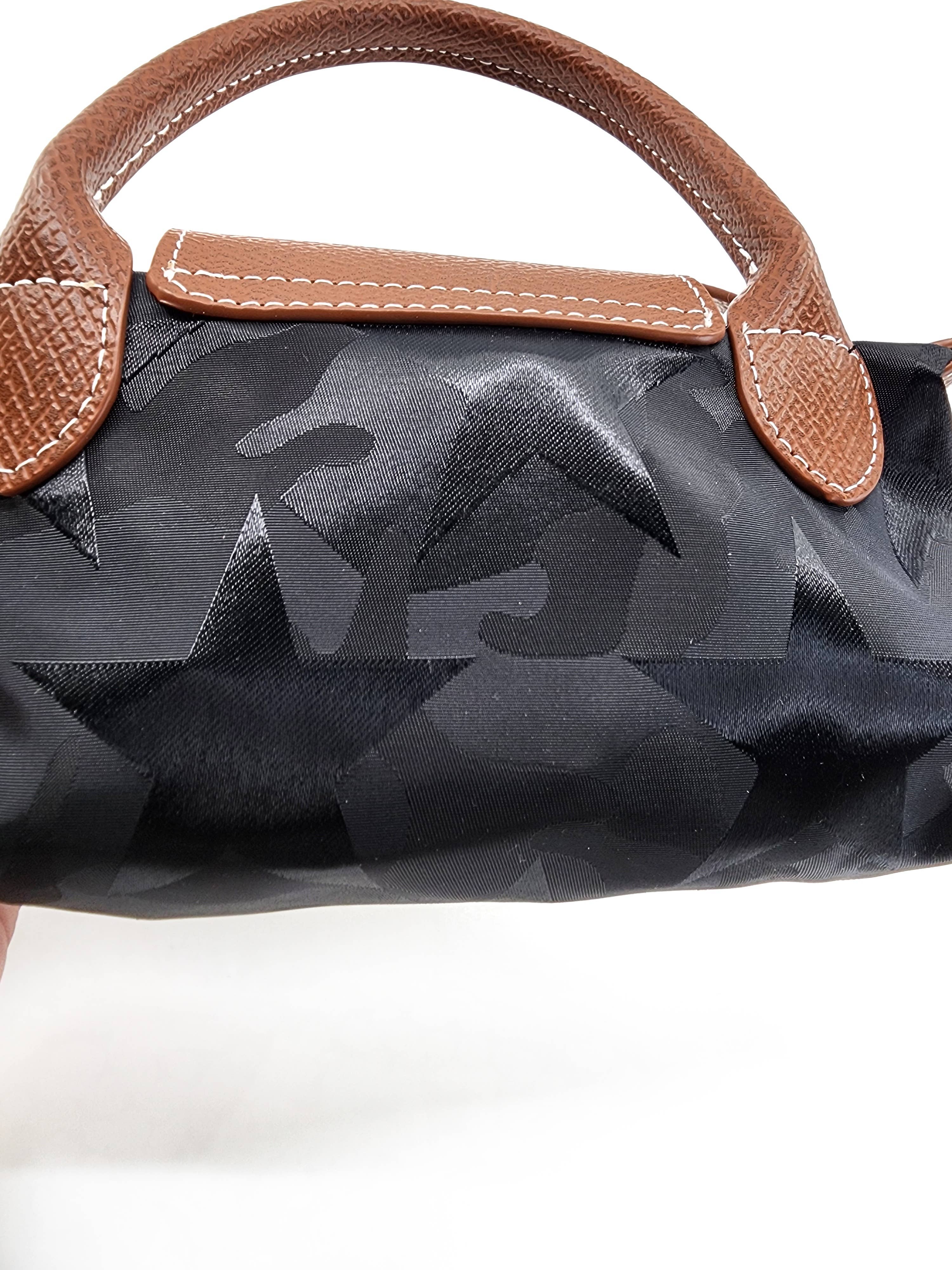 Hatzzi - Wholesale Crossbody Bag - Women's - Women's Nylon Star Pattern Mini Top Zip Flap Crossbody Bag5