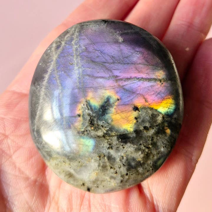 Moonlight Gemstones - Wholesale Spiritual Stone/Crystal - Gemstone Super Flashy Purple Labradorite Palm Stone Hand Stone worry stone1