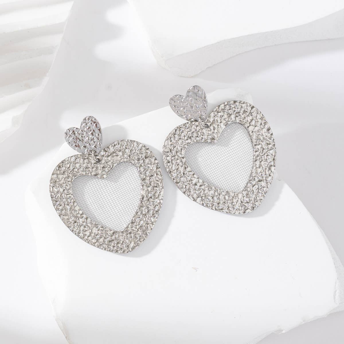 Lovelika - Wholesale Dangle Earrings - Heart drop earrings - Léonie1