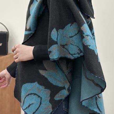 Winding River - Wholesale Wrap – Women's - Cozy Cashmere Like Travel Wrap Aqua/Black Reversible Loop 2