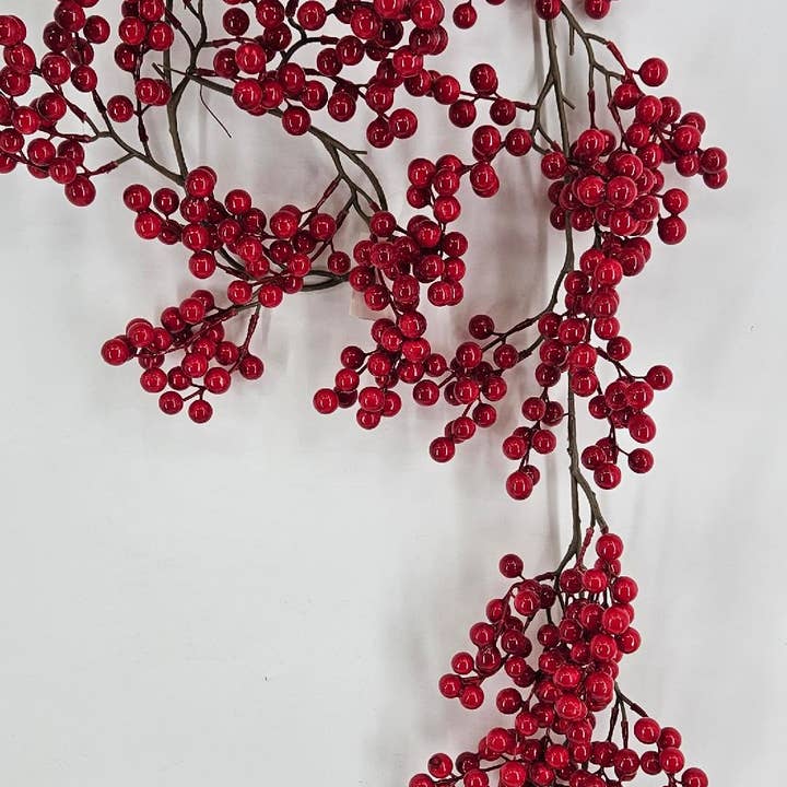 Red Berries - Red Berry Twigs with different size & quantity for wholesale by Green Pastures Wholesale