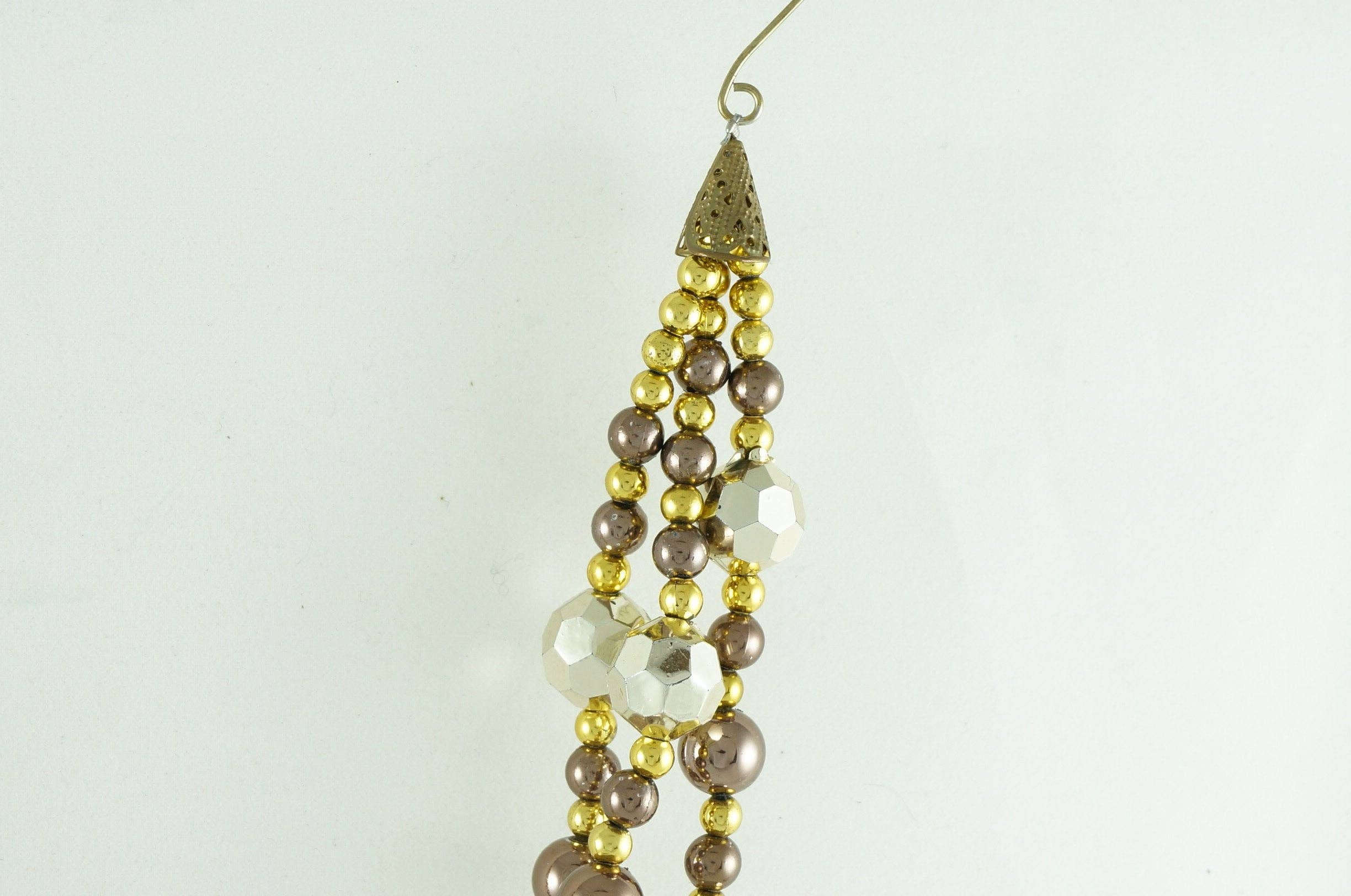 Decor N Beyond - Vente Fanion/guirlande - Guirlande de perles bronze doré à 3 niveaux de 26 po2